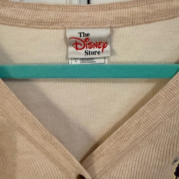 Vintage Disney store Tan Sweater with Pooh Design - Picture 2 of 3